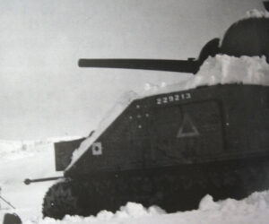 Referenz 33 zu Tarnfarben, taktischen Markierungen und Abzeichen der 6. Südafrikanischen Panzerdivision