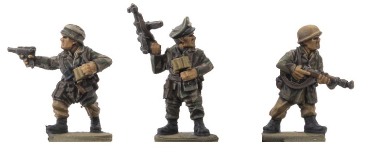 Tropische Fallschirmjäger nach dem schwarzen Wash – Vorderseite